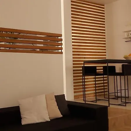 Apartment Palace